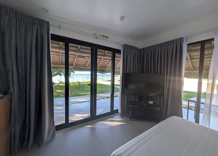 Resort Banana Club